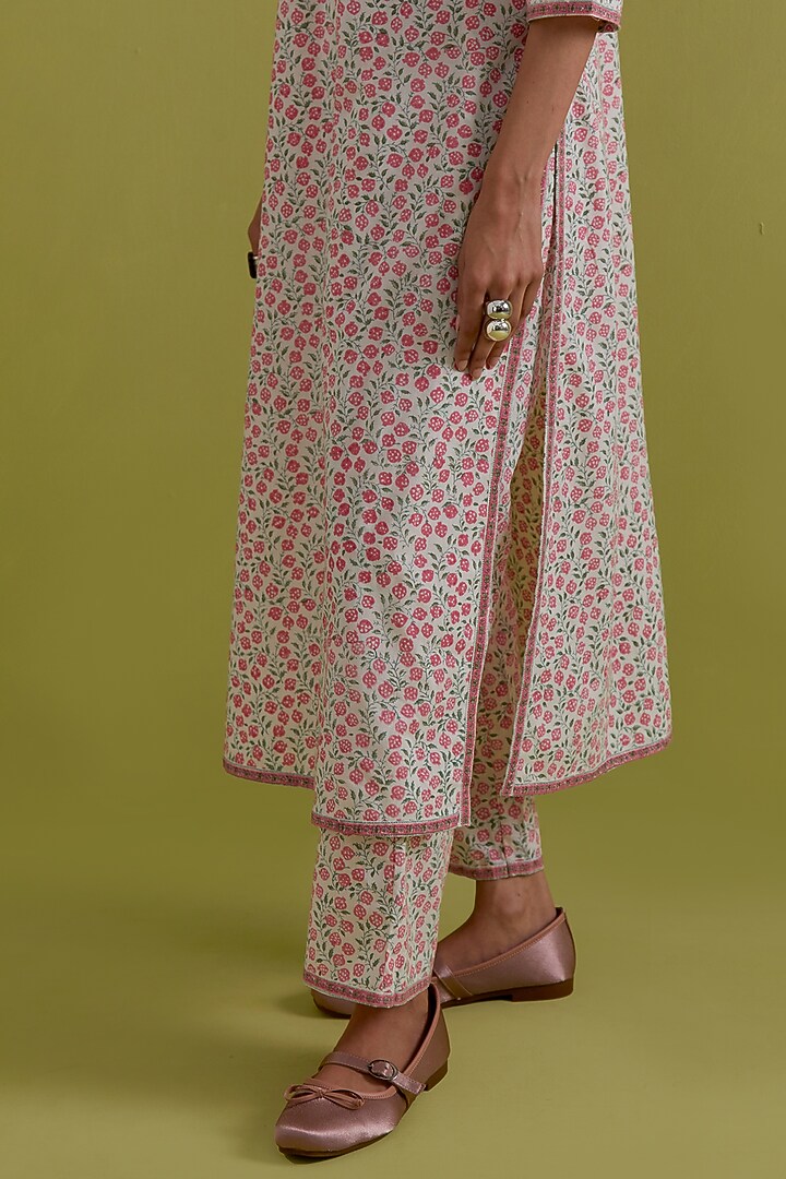 Pink & Green Cotton Chanderi Floral Printed Kurta Set by Kora at Pernia's Pop Up Shop