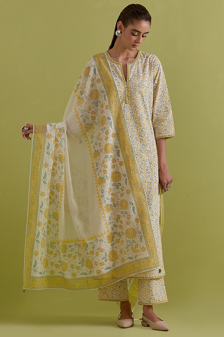 Yellow & Green Cotton Chanderi Floral Printed Kurta Set by Kora at Pernia's Pop Up Shop