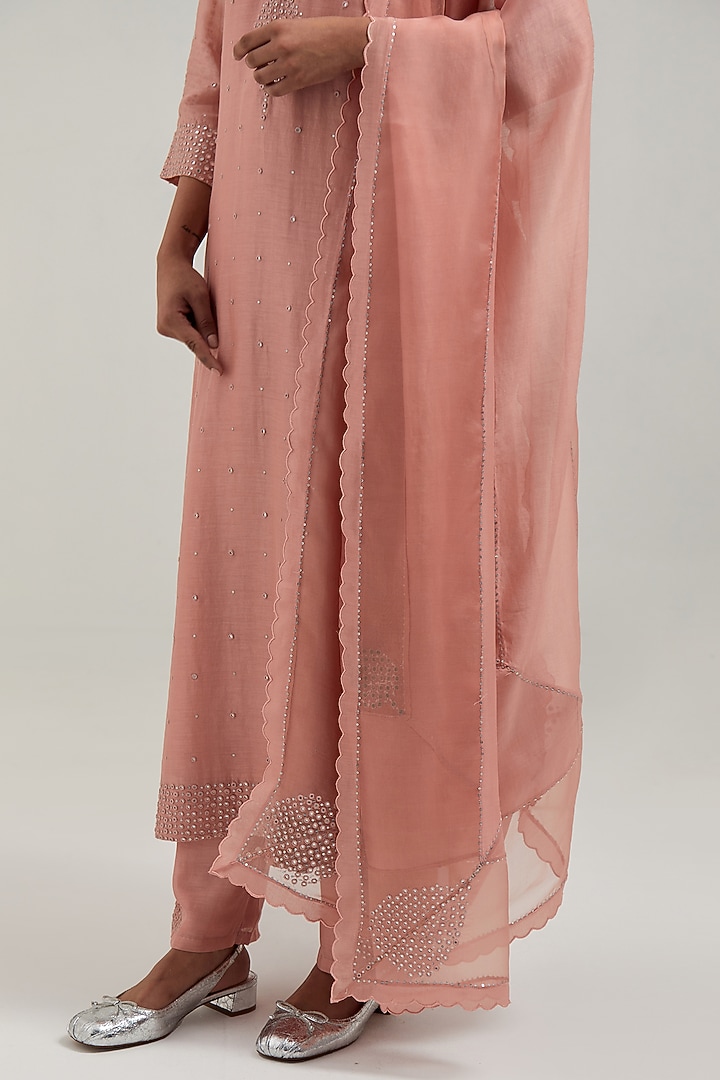 Peach Silk Chanderi Mirror Embroidered Kurta Set by Kora at Pernia's Pop Up Shop