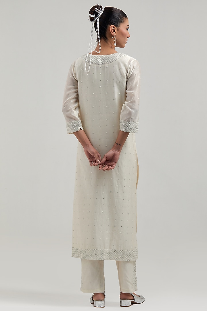 Off-White Silk Chanderi Mirror Embroidered Kurta Set by Kora at Pernia's Pop Up Shop