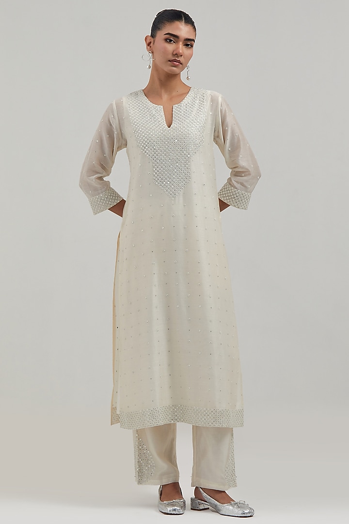 Off-White Silk Chanderi Mirror Embroidered Kurta Set by Kora at Pernia's Pop Up Shop