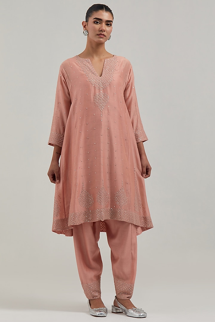 Peach Silk Chanderi Mirror Embroidered Short Kalidar Kurta Set by Kora at Pernia's Pop Up Shop