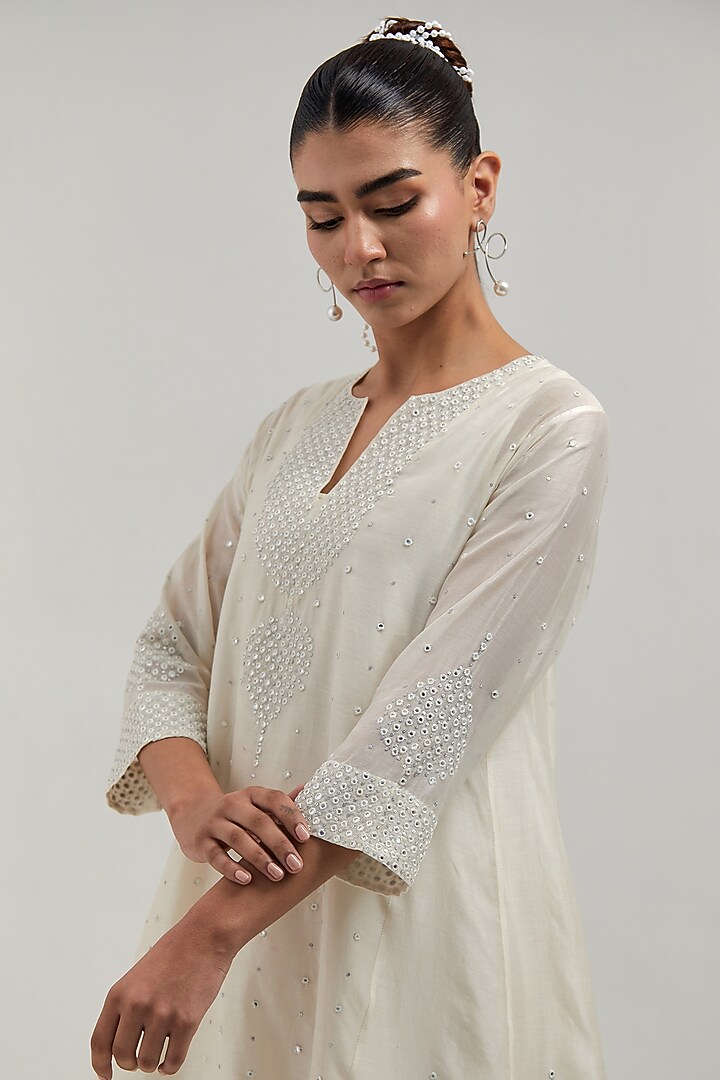 Off-White Silk Chanderi Mirror Embroidered Short Kalidar Kurta Set by Kora at Pernia's Pop Up Shop