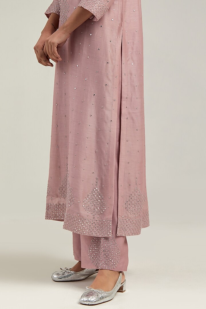 Pink Silk Chanderi Mirror Embroidered Straight Kurta Set by Kora at Pernia's Pop Up Shop