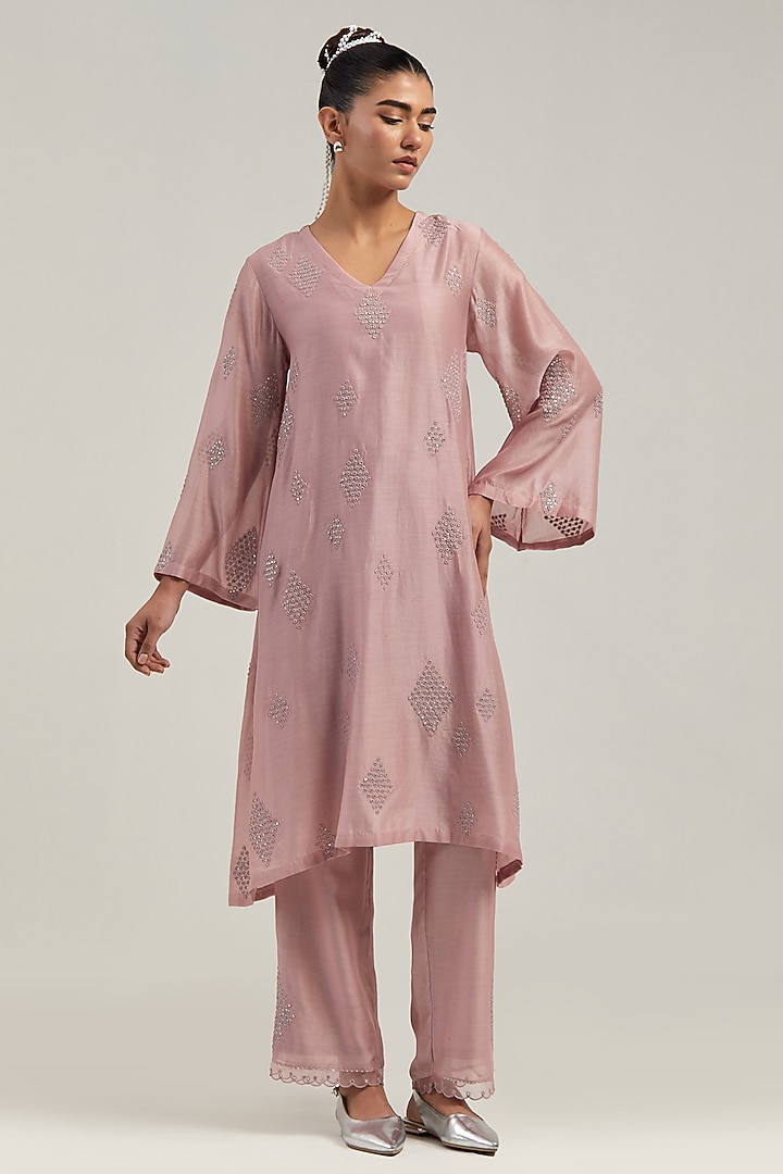 Pink Silk Chanderi Mirror Embroidered Short Kurta Set by Kora at Pernia's Pop Up Shop