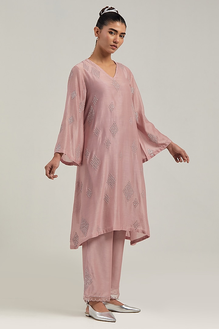 Pink Silk Chanderi Mirror Embroidered Short Kurta Set by Kora at Pernia's Pop Up Shop