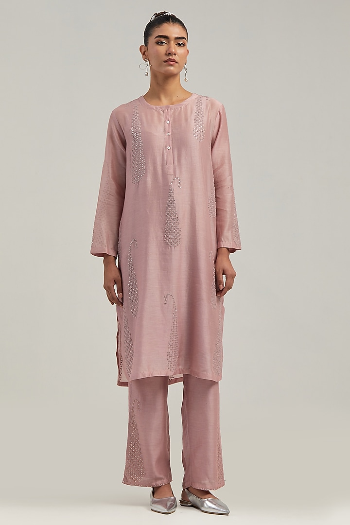 Pink Silk Chanderi Mirror Embroidered Short Kurta Set by Kora at Pernia's Pop Up Shop