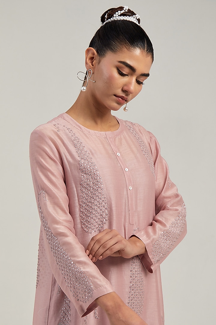 Pink Silk Chanderi Mirror Embroidered Short Kurta Set by Kora at Pernia's Pop Up Shop