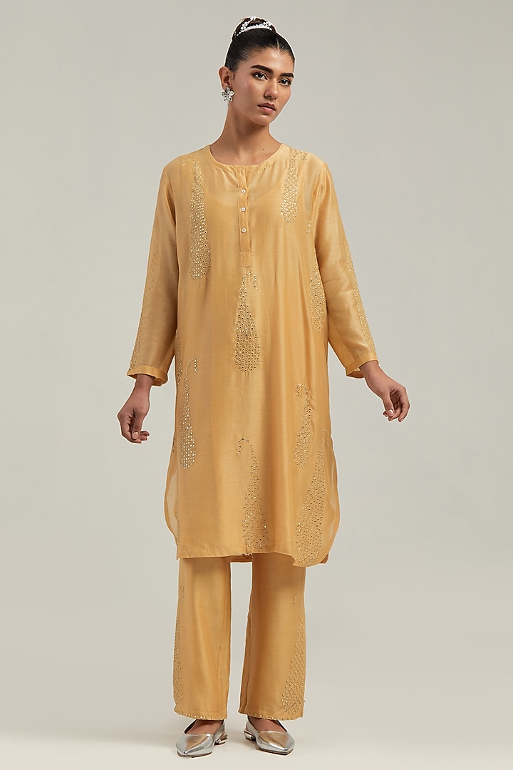 Yellow Silk Chanderi Mirror Embroidered Short Kurta Set by Kora at Pernia's Pop Up Shop