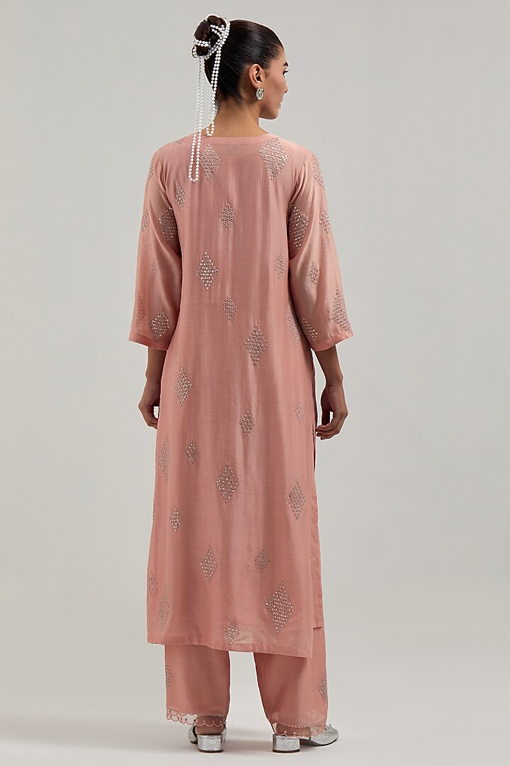 Peach Silk Chanderi Mirror Embroidered Straight Kurta Set by Kora at Pernia's Pop Up Shop