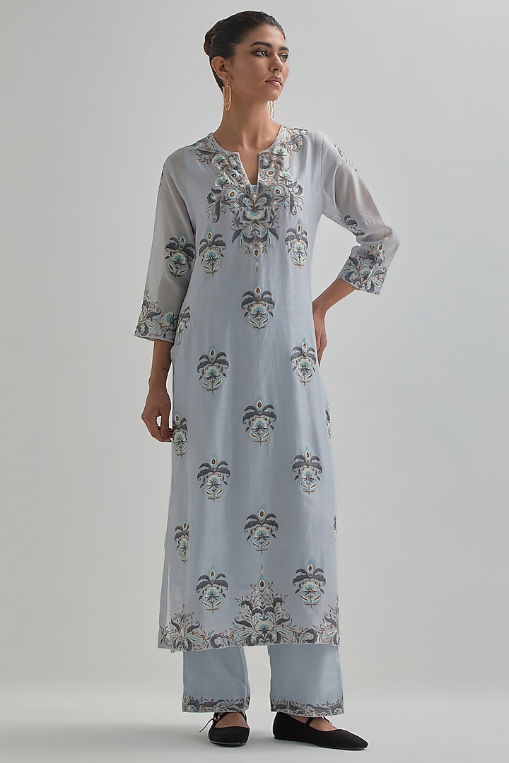 Blue Silk Chanderi Applique Embroidered Straight Kurta Set by Kora at Pernia's Pop Up Shop
