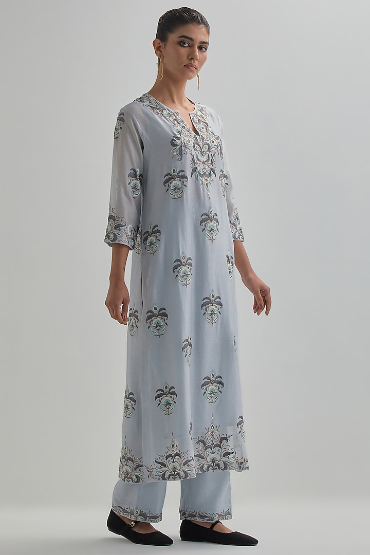Blue Silk Chanderi Applique Embroidered Straight Kurta Set by Kora at Pernia's Pop Up Shop