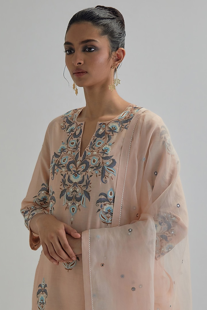 Pink Silk Chanderi Applique Embroidered Straight Kurta Set by Kora at Pernia's Pop Up Shop