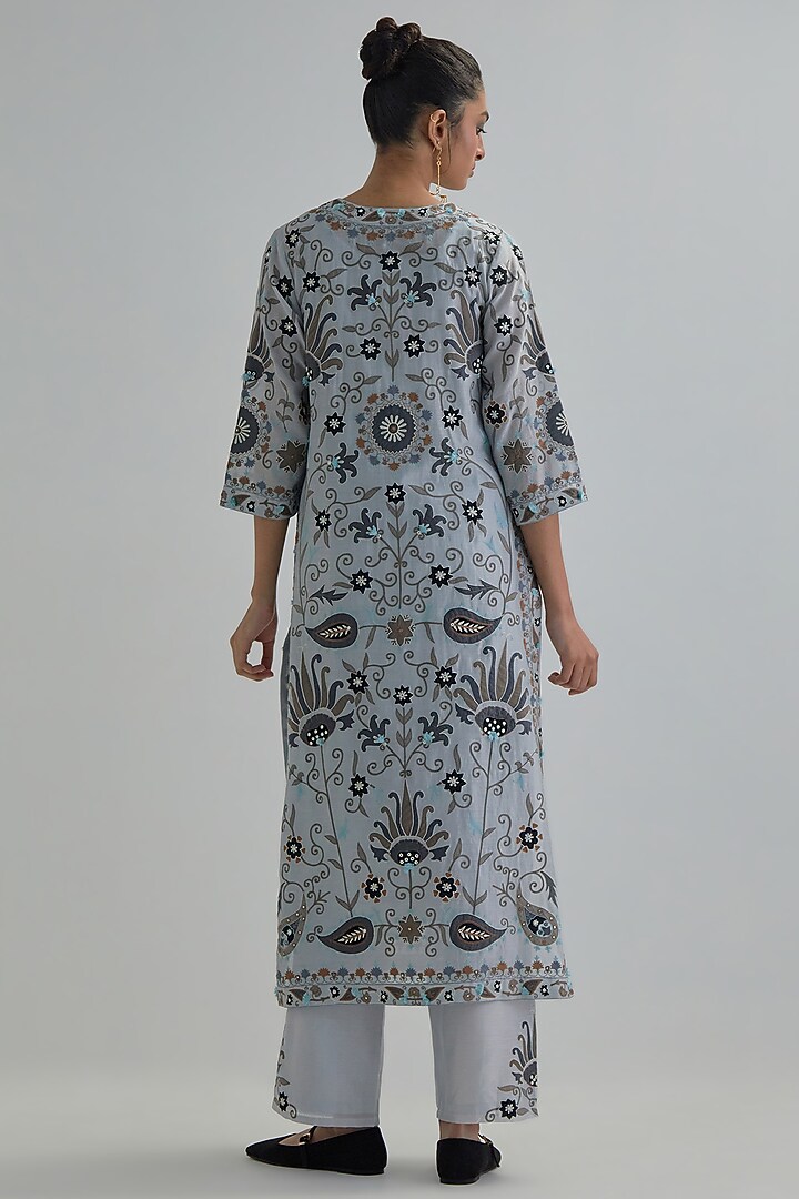 Blue Silk Chanderi Applique Embroidered Straight Kurta Set by Kora at Pernia's Pop Up Shop