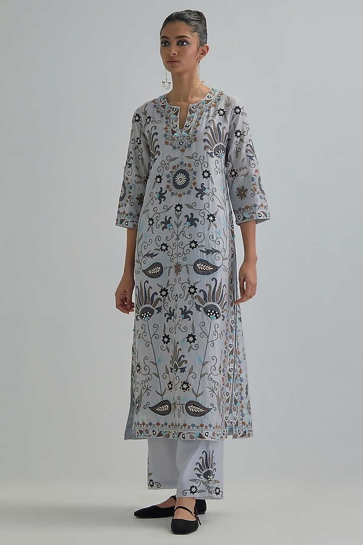 Blue Silk Chanderi Applique Embroidered Straight Kurta Set by Kora at Pernia's Pop Up Shop