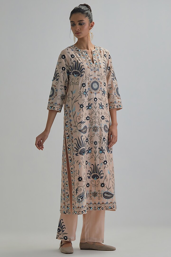 Pink Silk Chanderi Applique Embroidered Straight Kurta Set by Kora at Pernia's Pop Up Shop