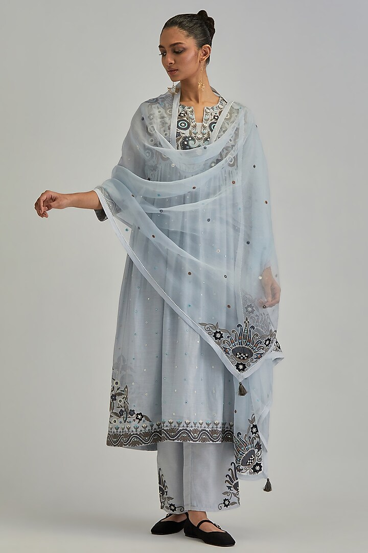 Blue Silk Chanderi Applique Embroidered Gathered Kurta Set by Kora at Pernia's Pop Up Shop