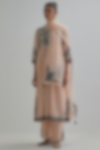 Pink Silk Chanderi Applique Embroidered Gathered Kurta Set by Kora at Pernia's Pop Up Shop