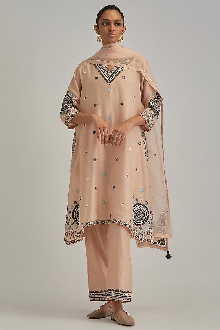 Pink Silk Chanderi Applique Embroidered Gathered Kurta Set by Kora at Pernia's Pop Up Shop