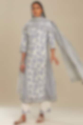 Blue & Off-White Printed Kurta Set by Kora at Pernia's Pop Up Shop