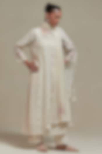 Off-White Cotton Chanderi Sequins Embroidered Straight Kurta Set by Kora at Pernia's Pop Up Shop