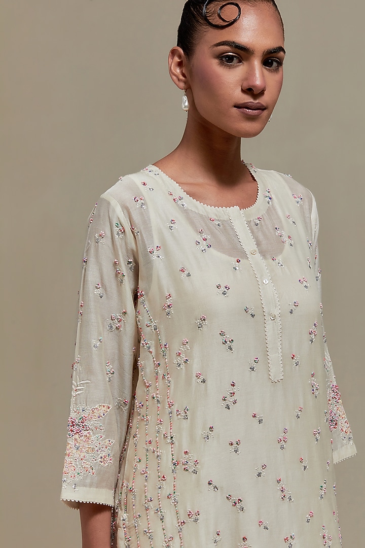 Off-White Cotton Chanderi Sequins Embroidered Straight Kurta Set by Kora at Pernia's Pop Up Shop