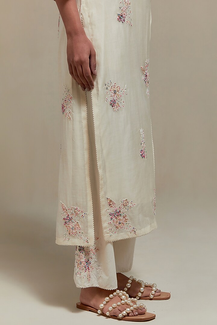 Off-White Cotton Chanderi Sequins Embroidered Straight Kurta Set by Kora at Pernia's Pop Up Shop