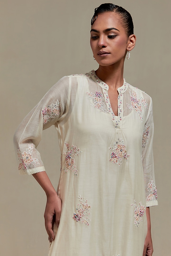 Off-White Cotton Chanderi Sequins Embroidered Straight Kurta Set by Kora at Pernia's Pop Up Shop