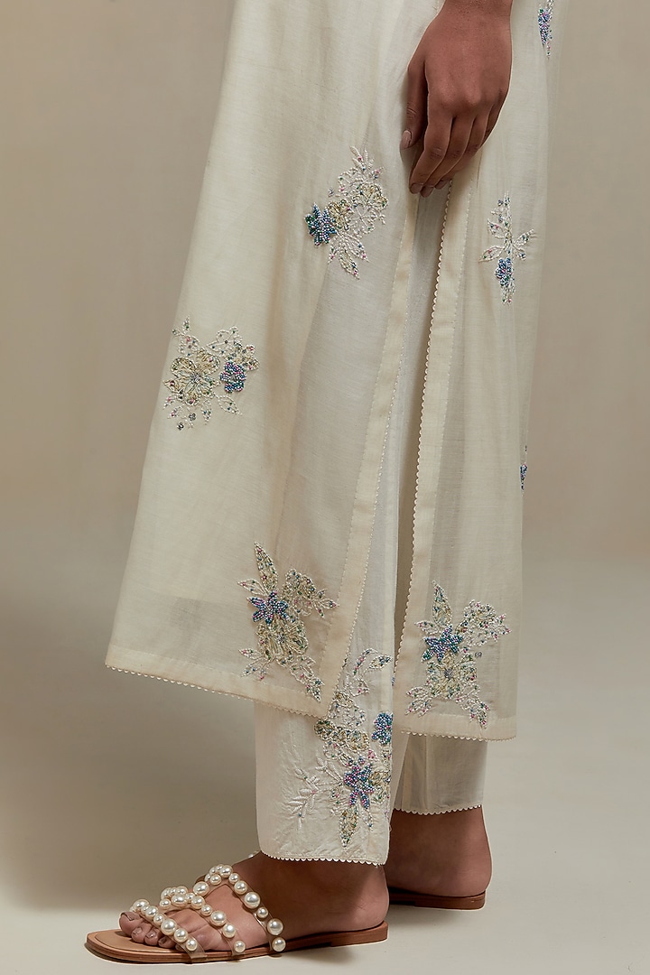 Off-White Cotton Chanderi Sequins Embroidered Straight Kurta Set by Kora at Pernia's Pop Up Shop