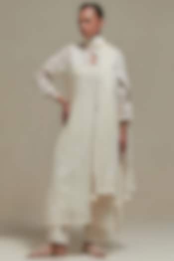 Off-White Cotton Chanderi Sequins Embroidered Straight Kurta Set by Kora at Pernia's Pop Up Shop