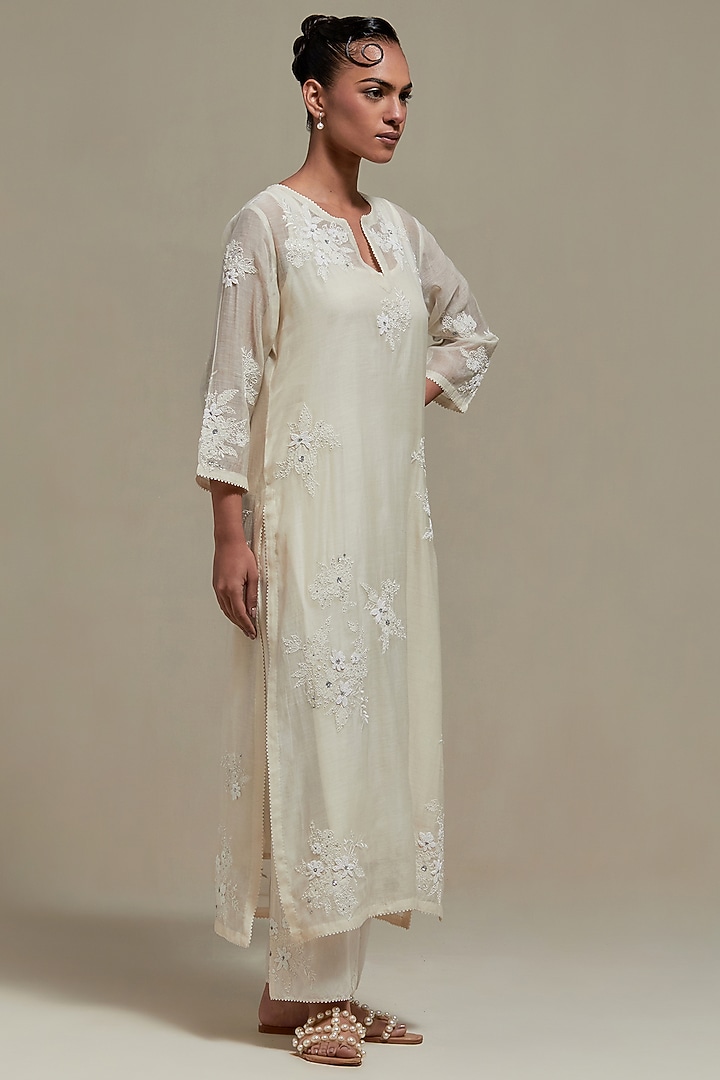 Off-White Cotton Chanderi Sequins Embroidered Straight Kurta Set by Kora at Pernia's Pop Up Shop