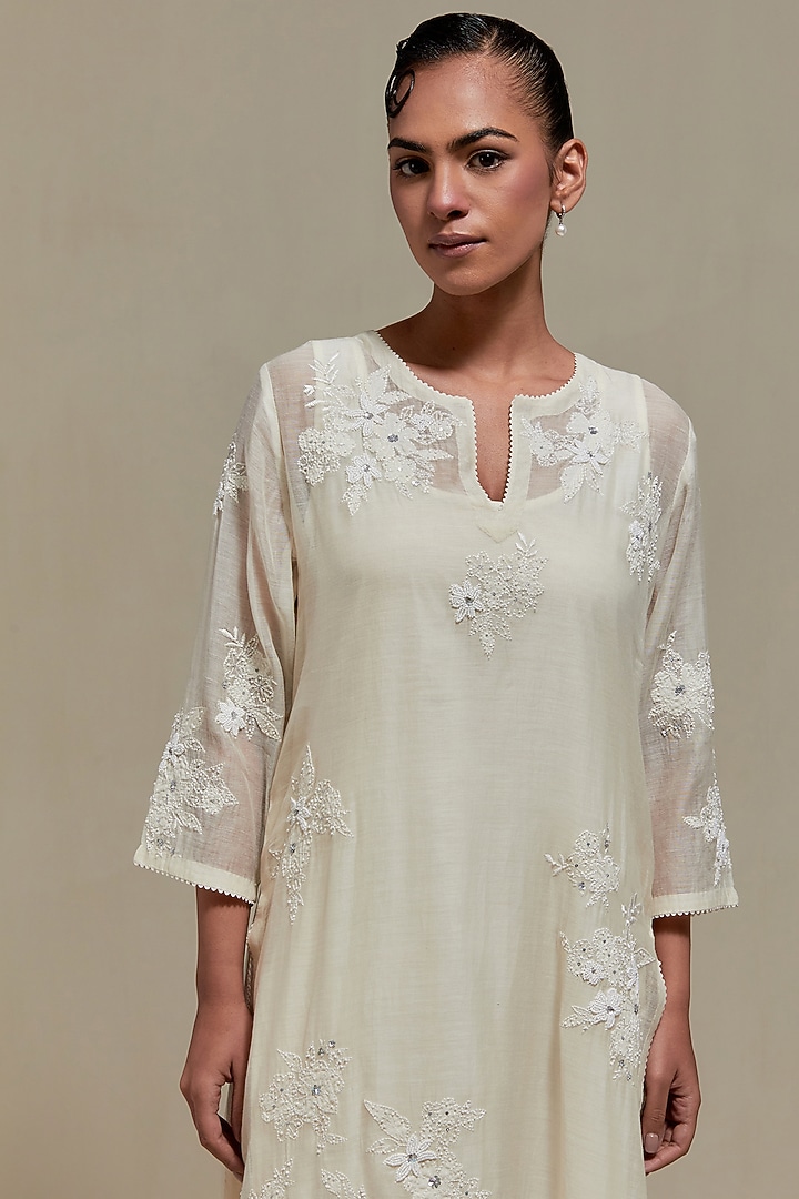 Off-White Cotton Chanderi Sequins Embroidered Straight Kurta Set by Kora at Pernia's Pop Up Shop