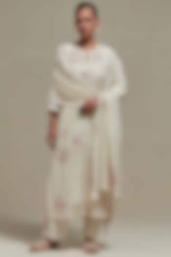 Off-White Cotton Chanderi Sequins Embroidered Straight Kurta Set by Kora at Pernia's Pop Up Shop