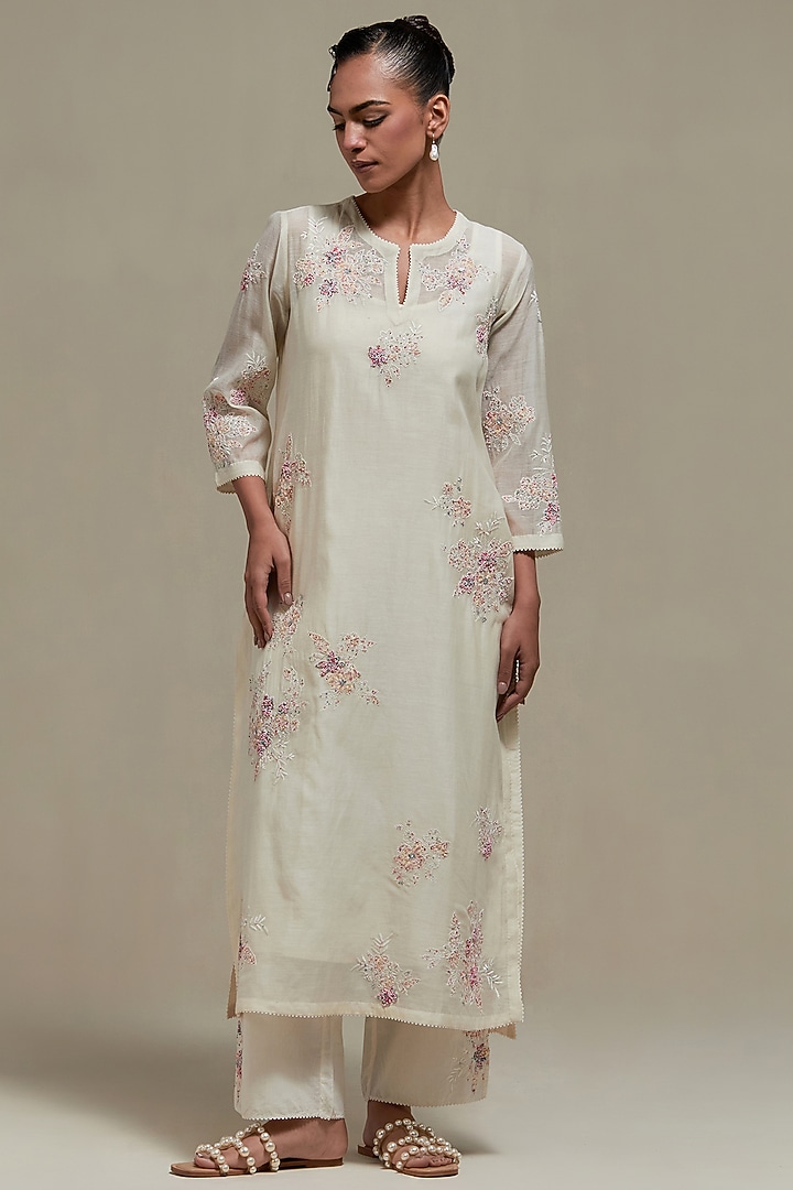 Off-White Cotton Chanderi Sequins Embroidered Straight Kurta Set by Kora at Pernia's Pop Up Shop