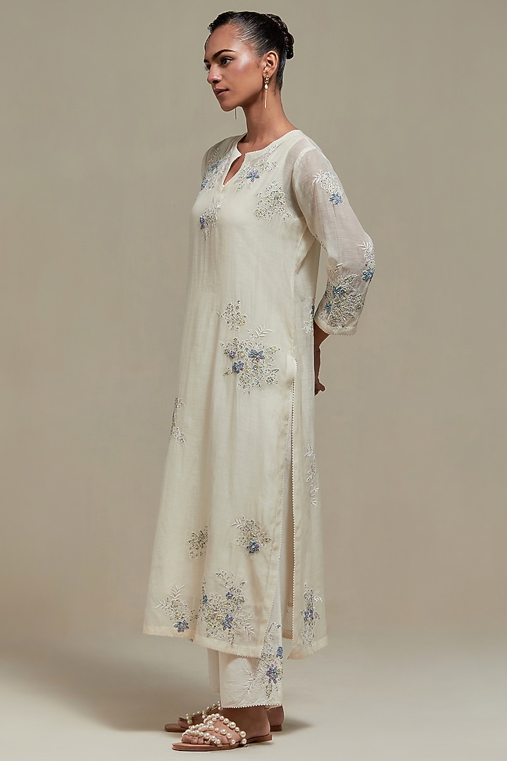Off-White Cotton Chanderi Sequins Embroidered Straight Kurta Set by Kora at Pernia's Pop Up Shop