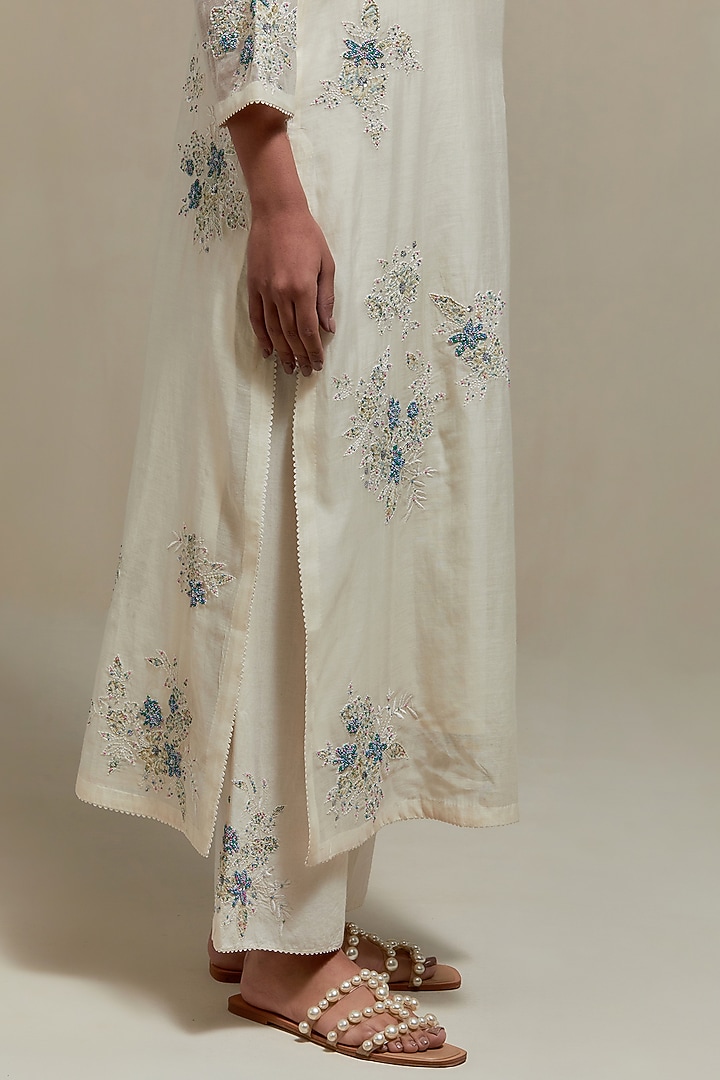Off-White Cotton Chanderi Sequins Embroidered Straight Kurta Set by Kora at Pernia's Pop Up Shop