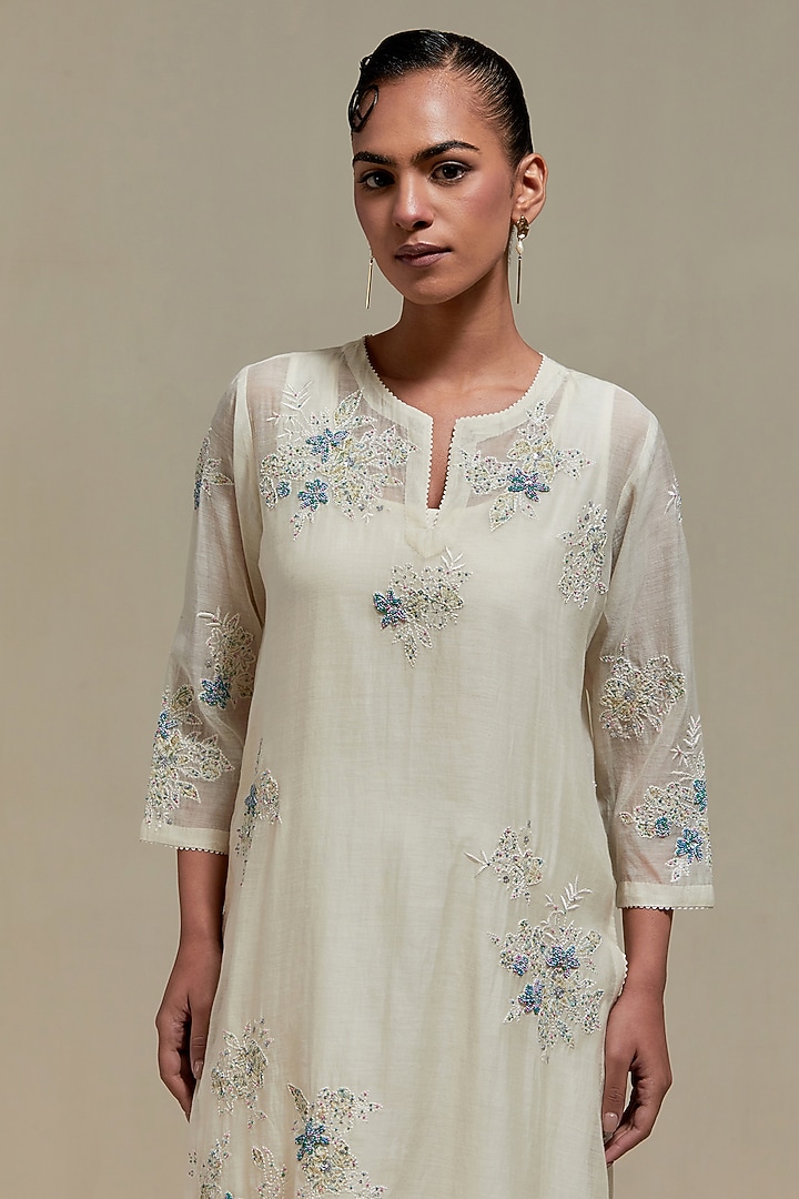 Off-White Cotton Chanderi Sequins Embroidered Straight Kurta Set by Kora at Pernia's Pop Up Shop