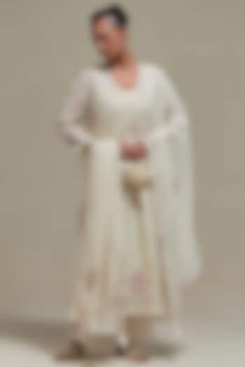 Off-White Cotton Chanderi Sequins Embroidered Gathered Kurta Set by Kora at Pernia's Pop Up Shop