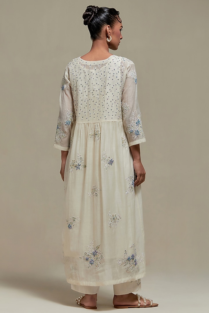 Off-White Cotton Chanderi Sequins Embroidered Gathered Kurta Set by Kora at Pernia's Pop Up Shop