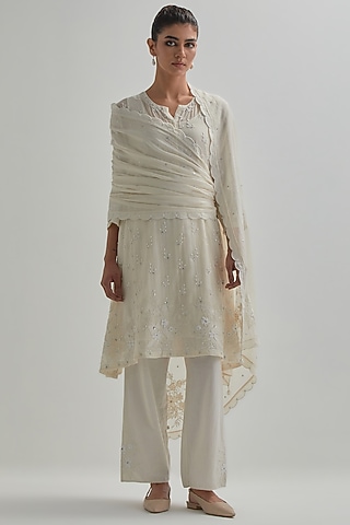 Off-White Cotton Chanderi Applique Embroidered Kurta Set by Kora