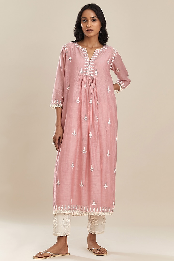 Pink Sequins Embroidered Kurta Set by Kora