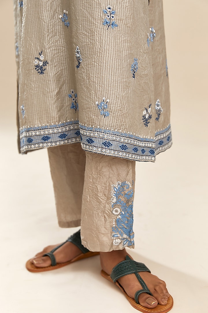 Grey Crushed Silk Kurta Set by Kora at Pernia's Pop Up Shop