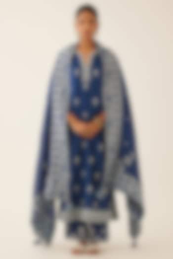 Blue Silk Chanderi Embroidered Kurta Set by Kora at Pernia's Pop Up Shop