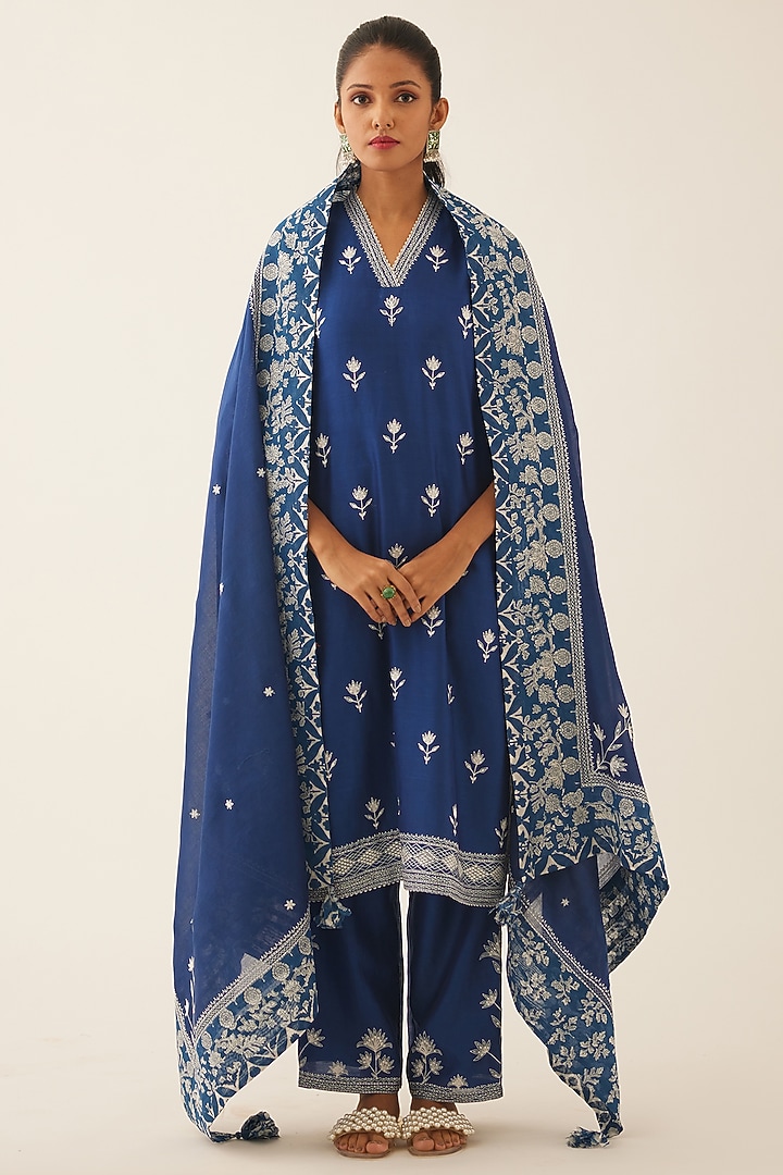 Blue Silk Chanderi Embroidered Kurta Set by Kora at Pernia's Pop Up Shop