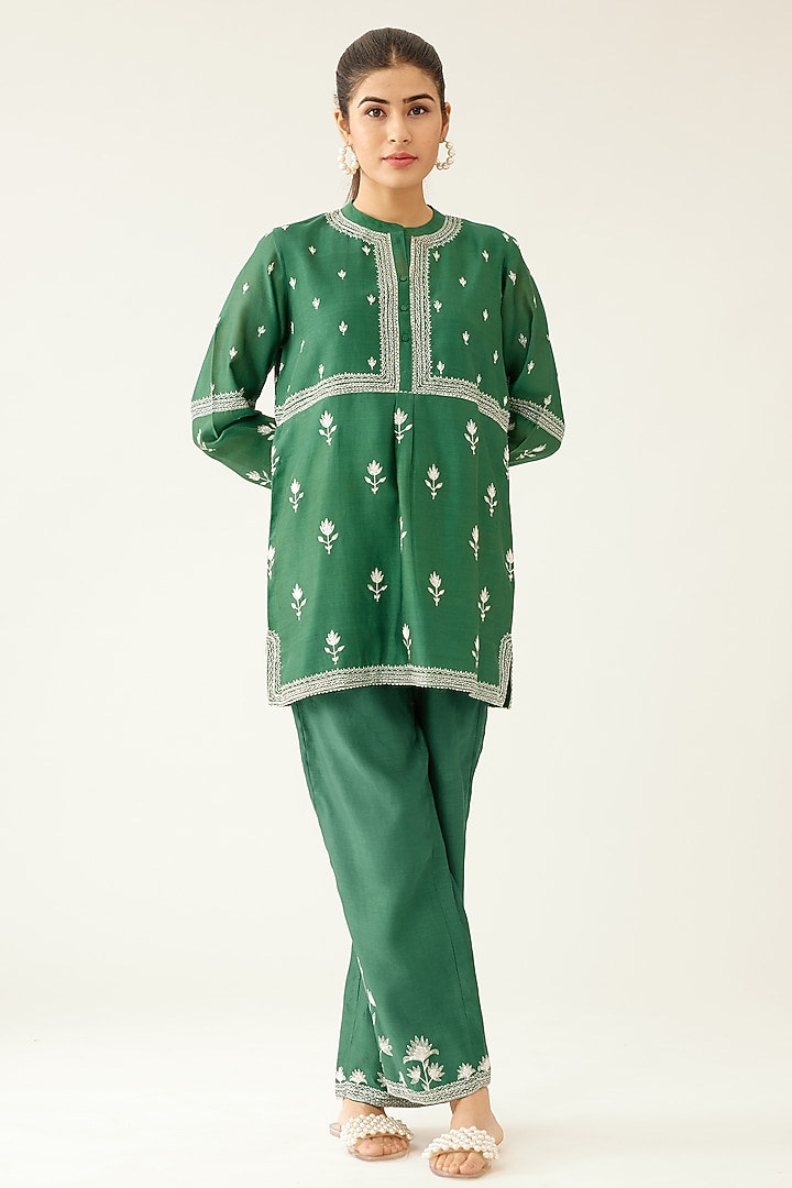 Green Silk Chanderi Embroidered Kurta Set by Kora at Pernia's Pop Up Shop
