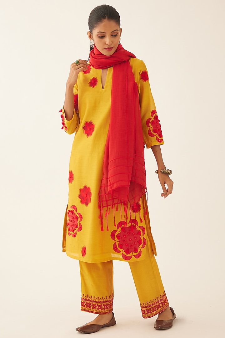 Golden Yellow Silk Chanderi Embroidered Kurta Set by Kora at Pernia's Pop Up Shop