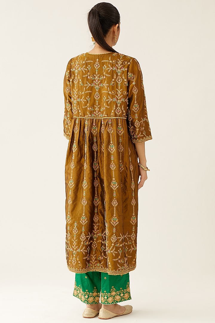 Golden Olive Silk Thread Embroidered Kurta Set by Kora at Pernia's Pop Up Shop