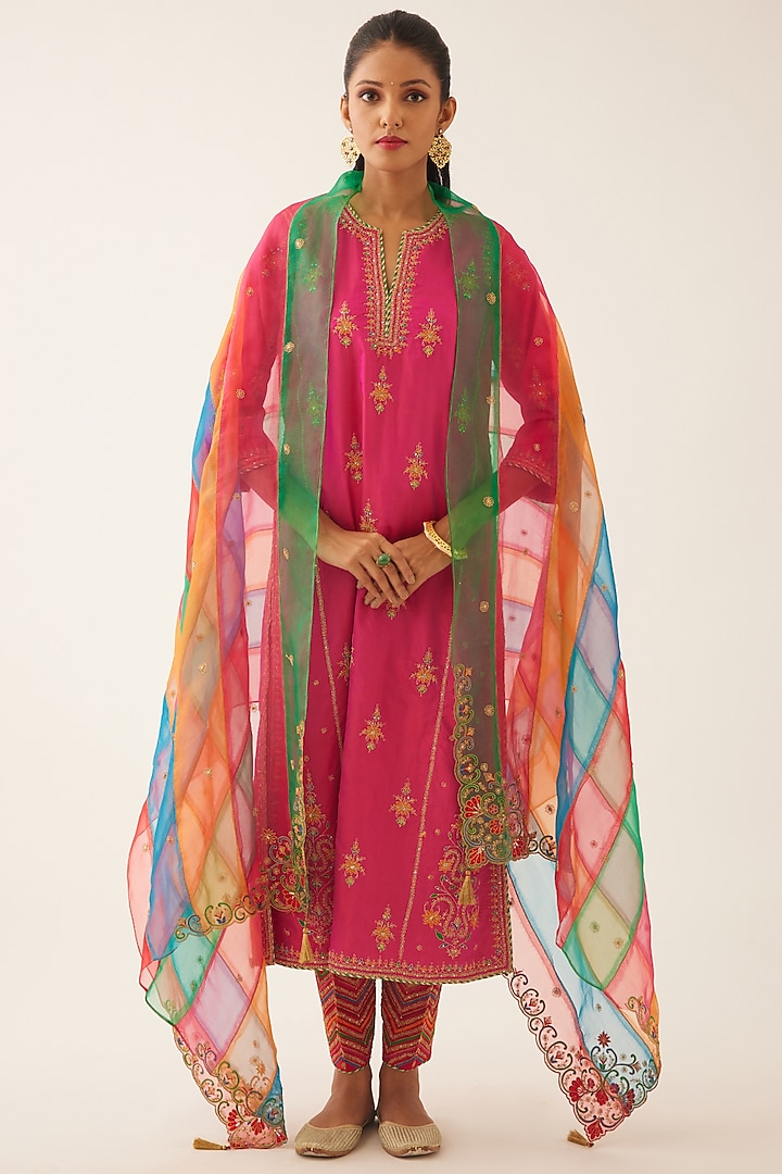 Raspberry Silk Thread Embroidered Kalidar Straight Kurta Set by Kora at Pernia's Pop Up Shop