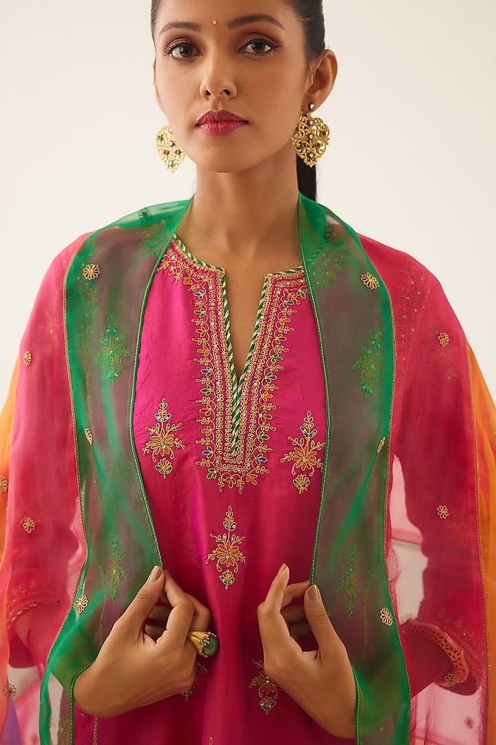 Raspberry Silk Thread Embroidered Kalidar Straight Kurta Set by Kora at Pernia's Pop Up Shop