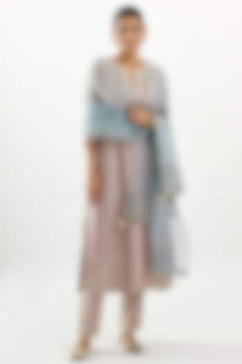 Lilac Embroidered Kurta Set by Kora at Pernia's Pop Up Shop